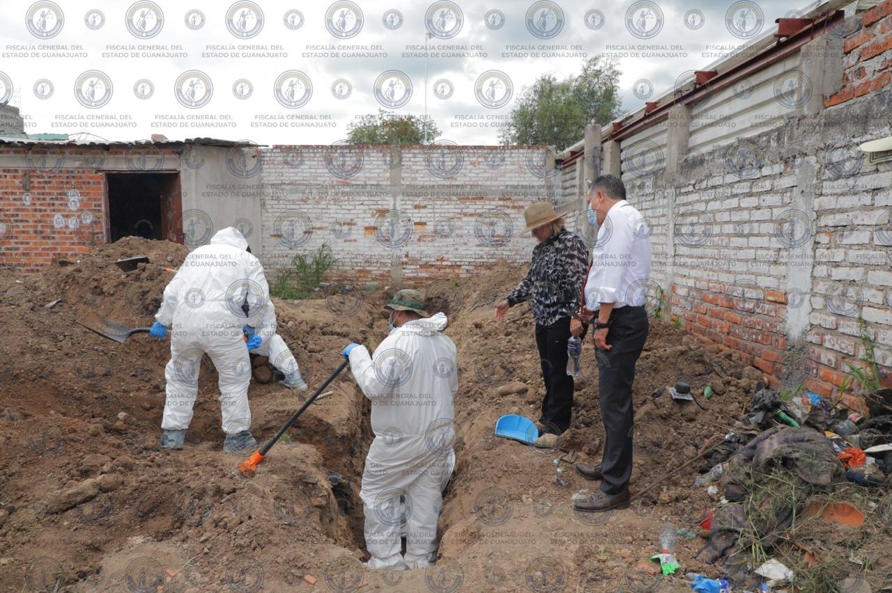 Descubren fosa con 32 cuerpos en Irapuato; 15 de las víctimas ya han sido identificadas