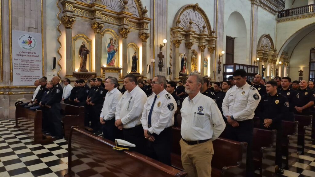 Reconocen a elementos de Culiacán en el Día del Bombero
