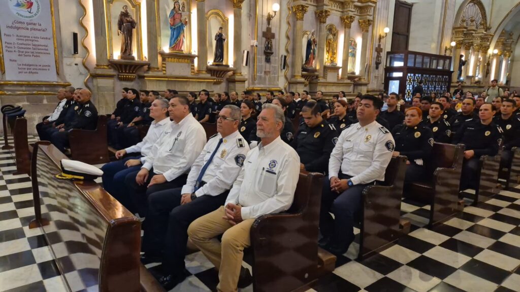 Reconocen a elementos de Culiacán en el Día del Bombero