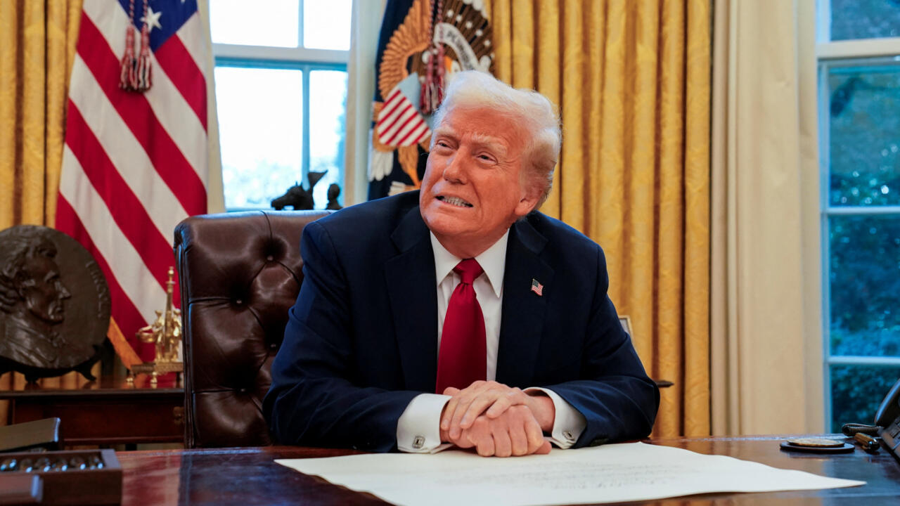 Corte de apelaciones de EU declara inconstitucionales los aranceles de Donald Trump