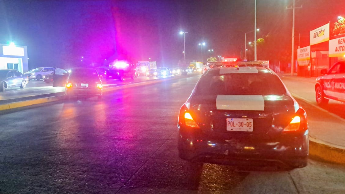 Dos jóvenes protagonizan espectacular persecución en Guasave; la policía logra detenerlos