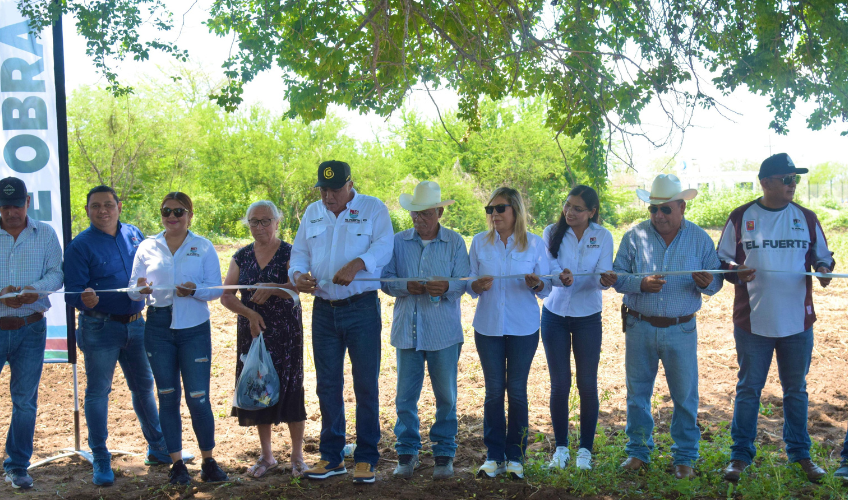 Gobierno de El Fuerte entrega obras en distintas comunidades
