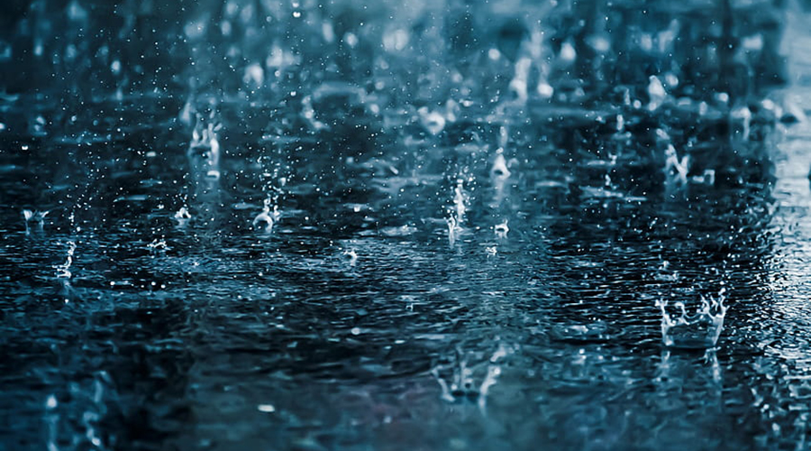 Gotas de lluvia fuertes