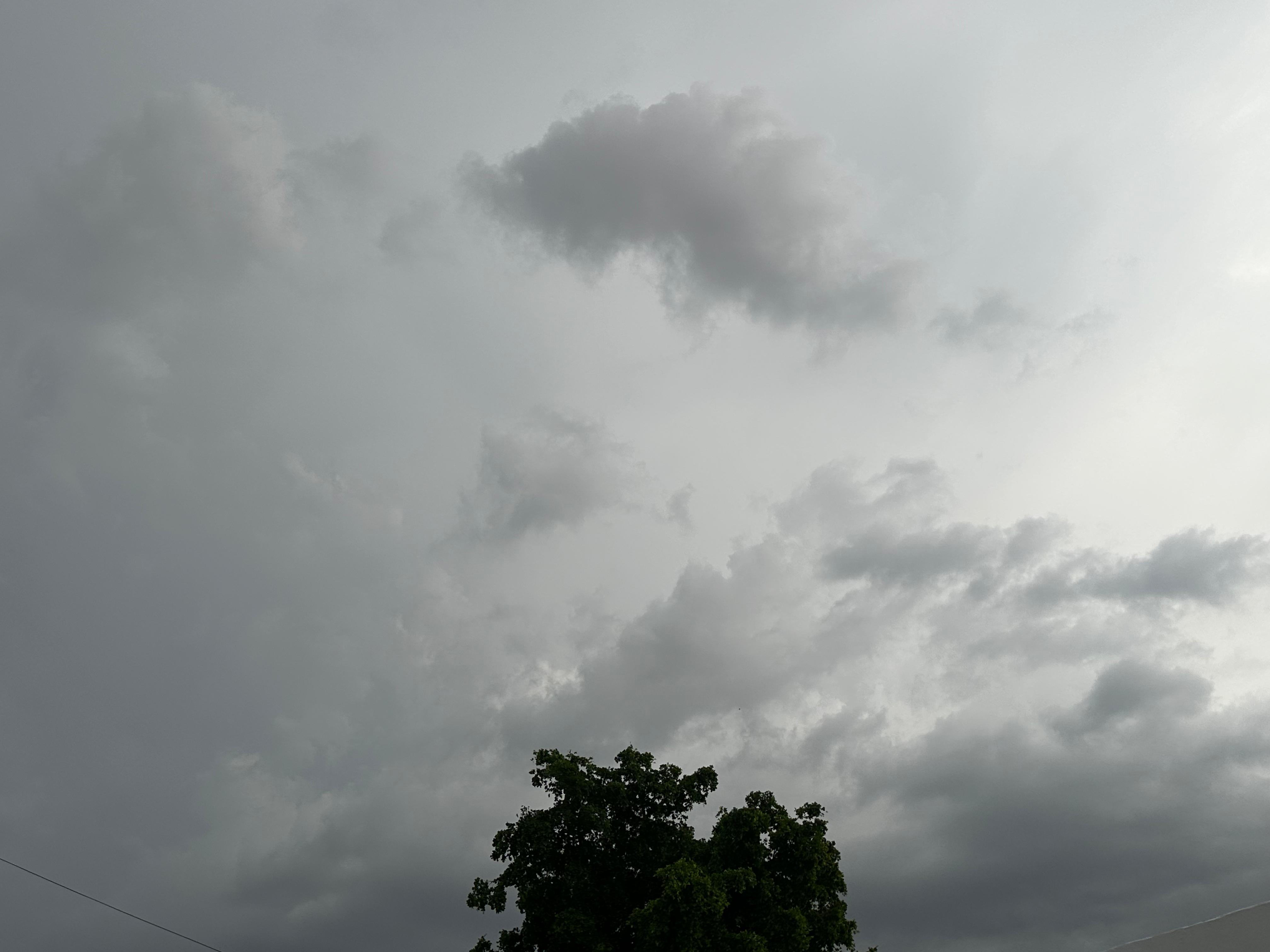 Hoy calma relativa, pero mañana la lluvia se intensificará