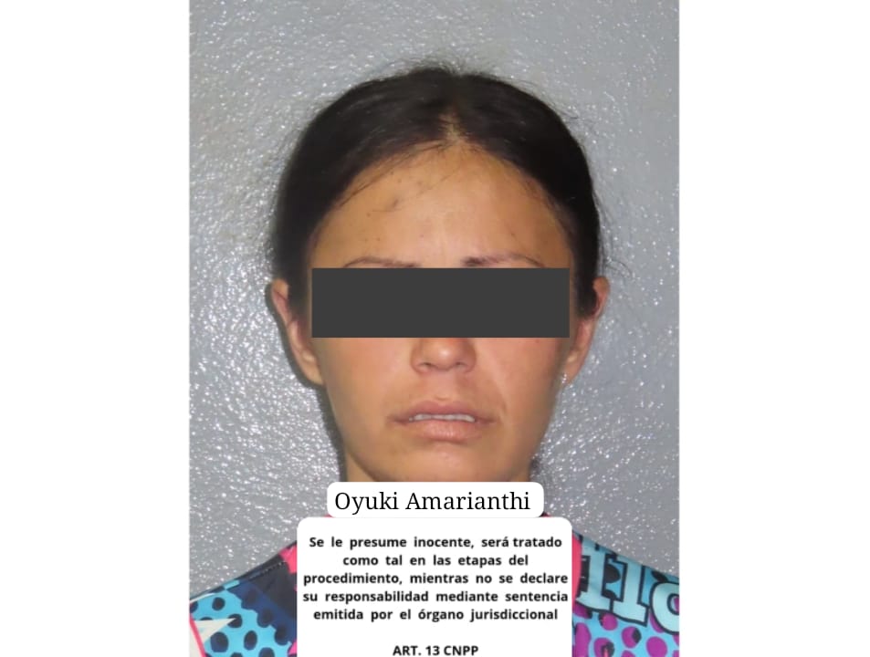 Policía Municipal detiene a mujer por su probable participación en el robo de un vehículo en Mazatlán