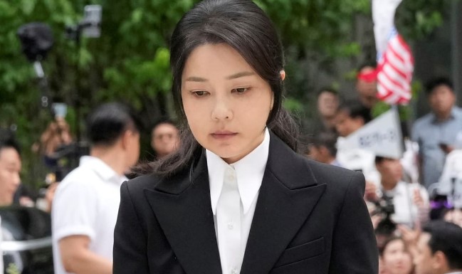 Tribunal en Corea del Sur ordena arresto de Kim Keon-hee, esposa del expresidente Yoon Suk-yeol