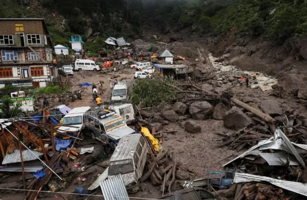 VIDEO: Lluvias torrenciales cobran la vida de al menos 200 personas en Pakistán