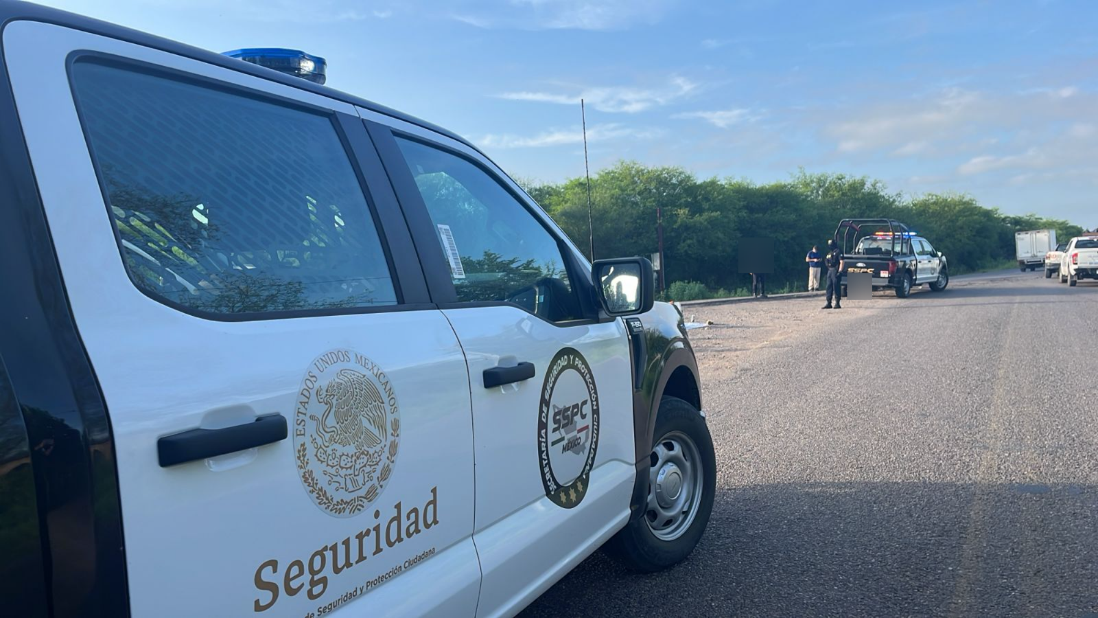 Localizan hielera con restos humanos en Palos Blancos, al norte de Culiacán