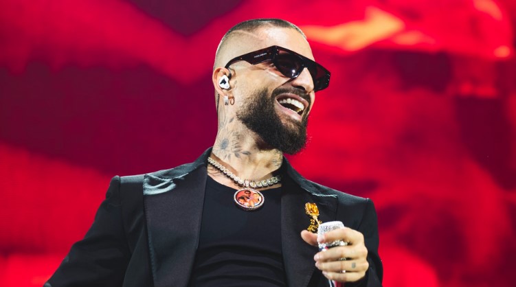 Maluma reacciona a polémica: ofrece protectores auditivos para niños en sus conciertos