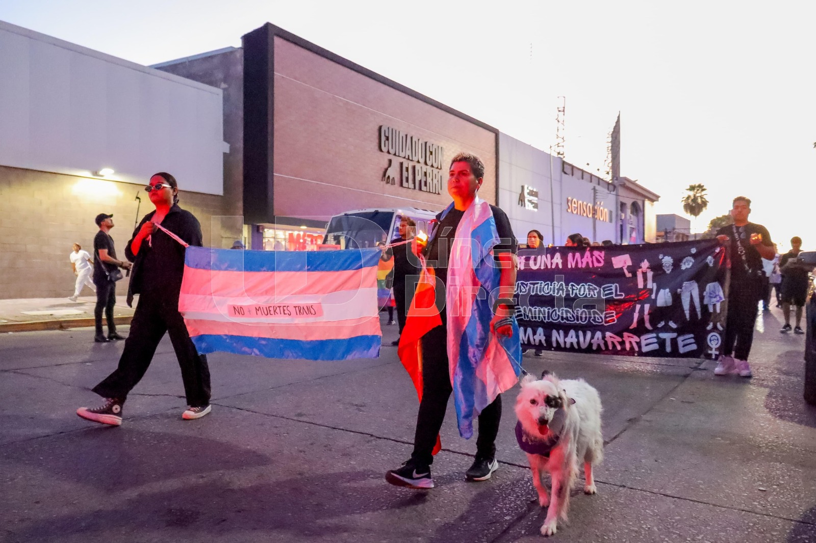 Marcha por las víctimas LGBT en Los Mochis.