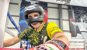 Marco Verde se prepara para su siguiente pelea del boxeo profesional