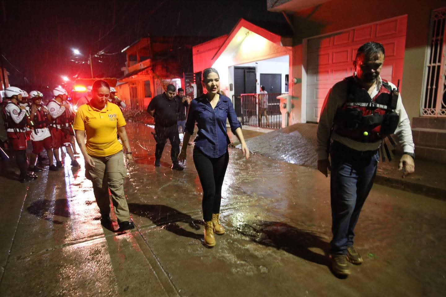 Mazatlán activa operativo de limpieza y mitigación tras lluvia