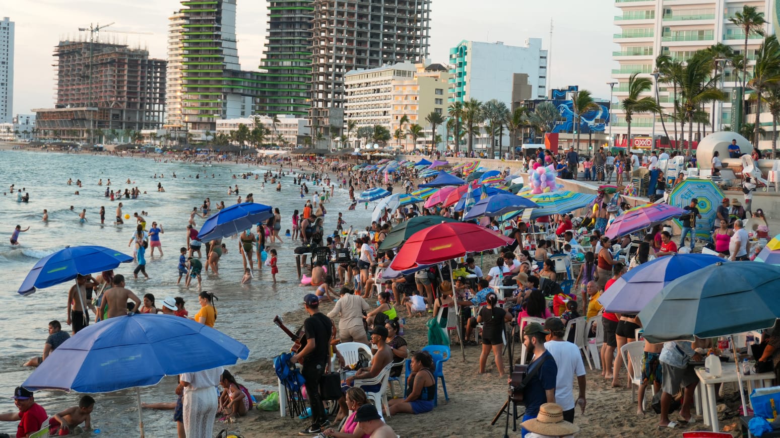 Mazatlán tiene condiciones para recibir visitantes de todo el mundo
