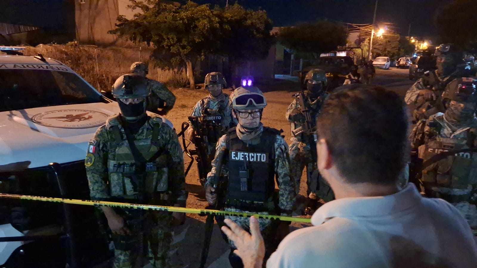 Militares confirman que hay detenidos, armas, droga y vehículos robados