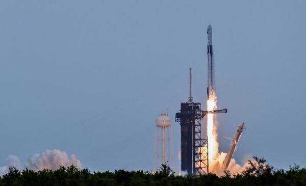 NASA y SpaceX lanzan con éxito la misión Crew-11 rumbo a la Estación Espacial Internacional