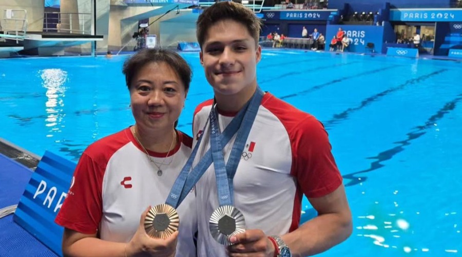 Osmar Olvera y Ma Jin celebran sus medallas en Juegos Olímpicos de París 2024
