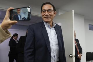 Prisión preventiva para Martín Vizcarra, expresidente de Perú, por presunta corrupción