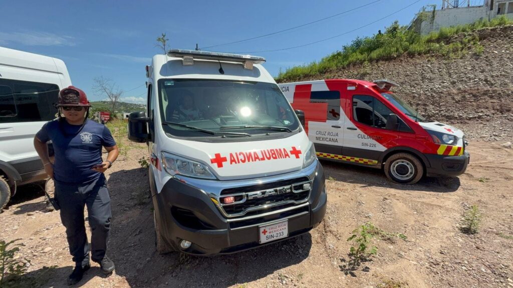 Rescatan de un cerro a integrante de la Comisión de Búsqueda en Culiacán tras sufrir golpe de calor