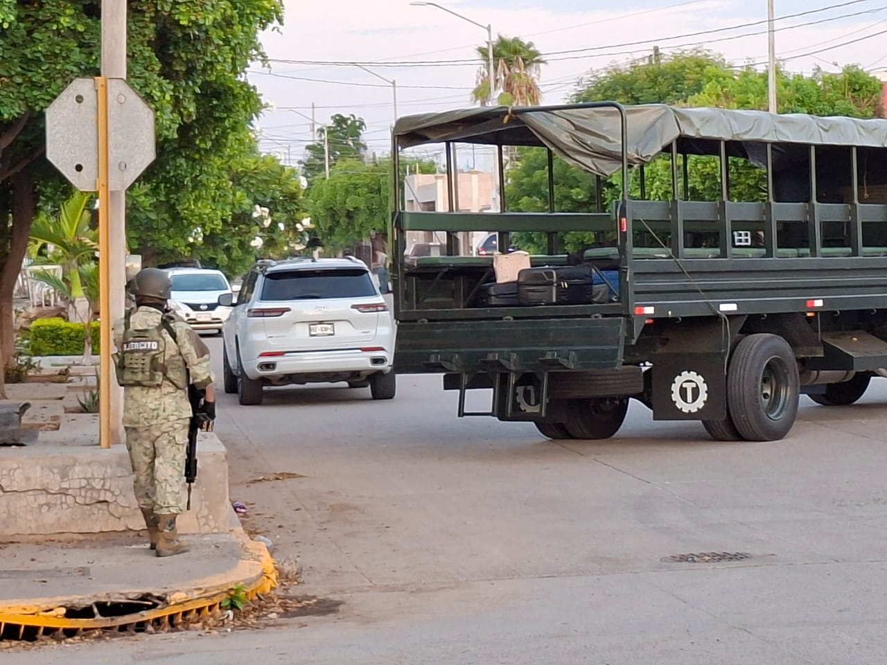 Se reportan operativos militares en diversos sectores de Guasave