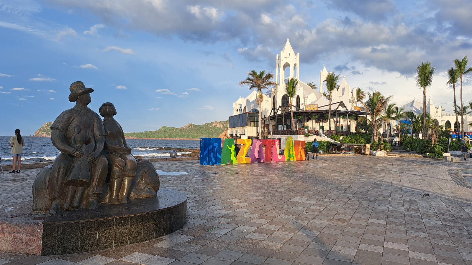 Termómetro alcanzará los 42 °C este martes en Mazatlán