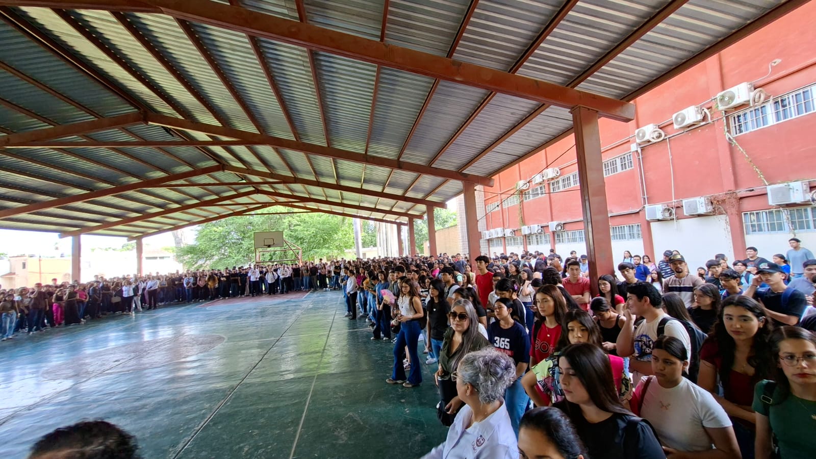 UAdeO recibe a más de 6 mil alumnos