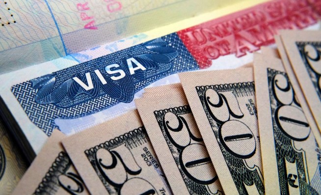 EU revela lista de países que pagarán fianza de 15 mil dólares en el proceso de la visa