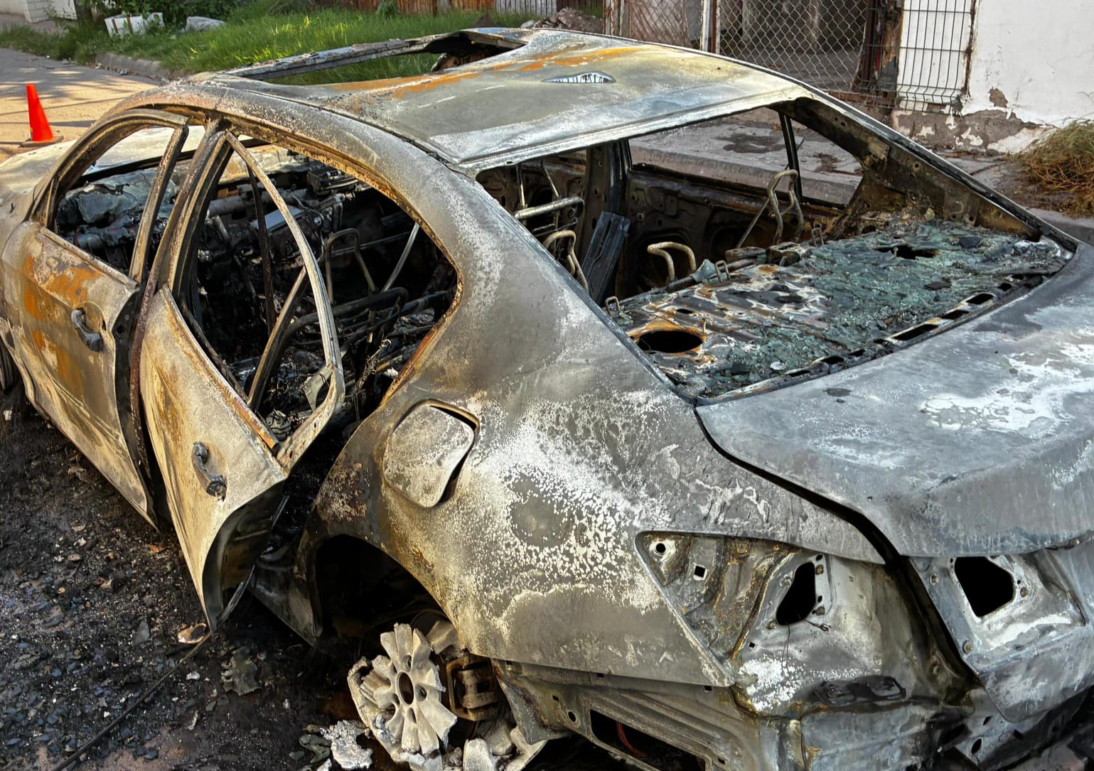 Carro calcinado