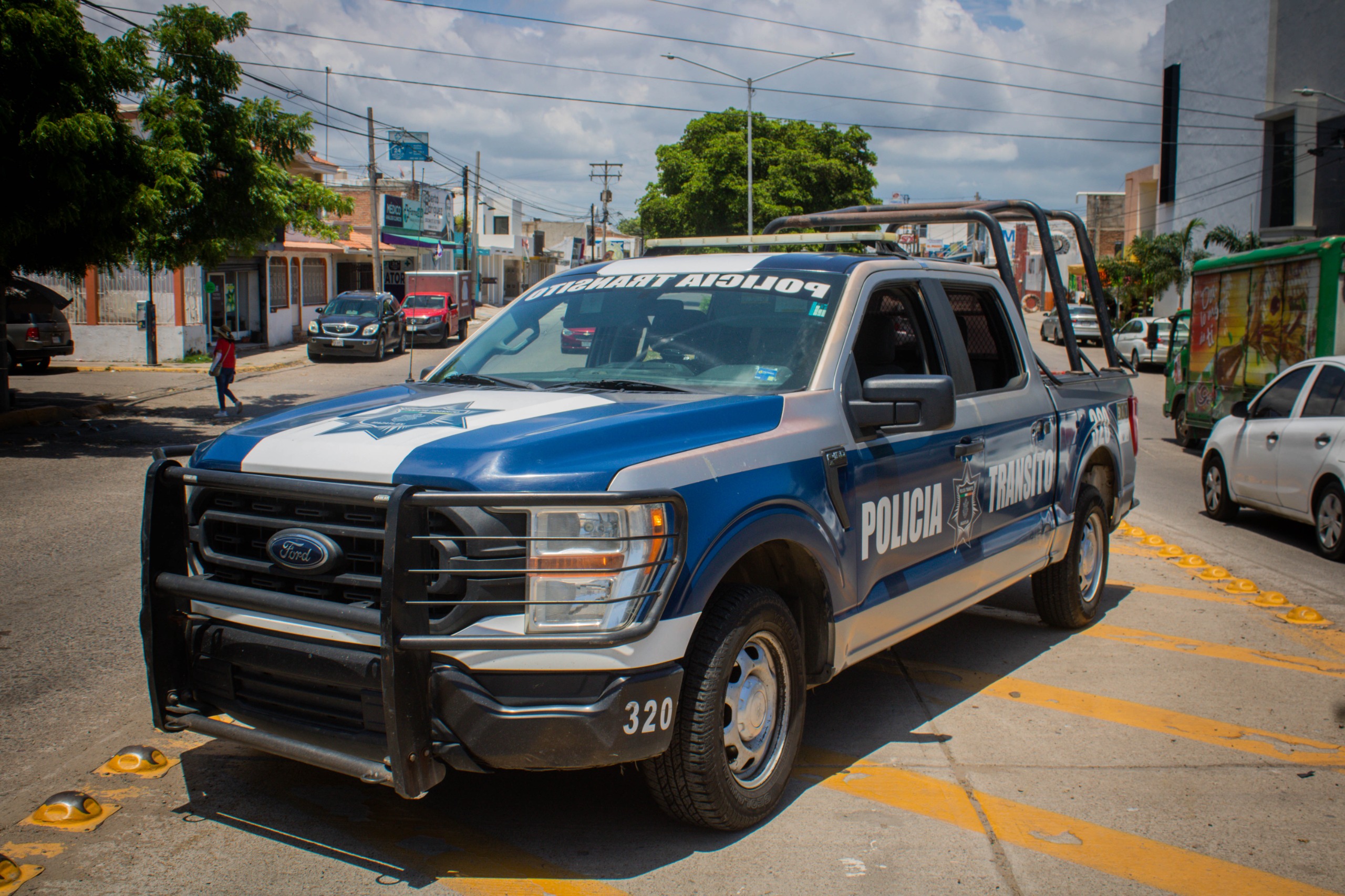 Patrulla de la policia municipal.