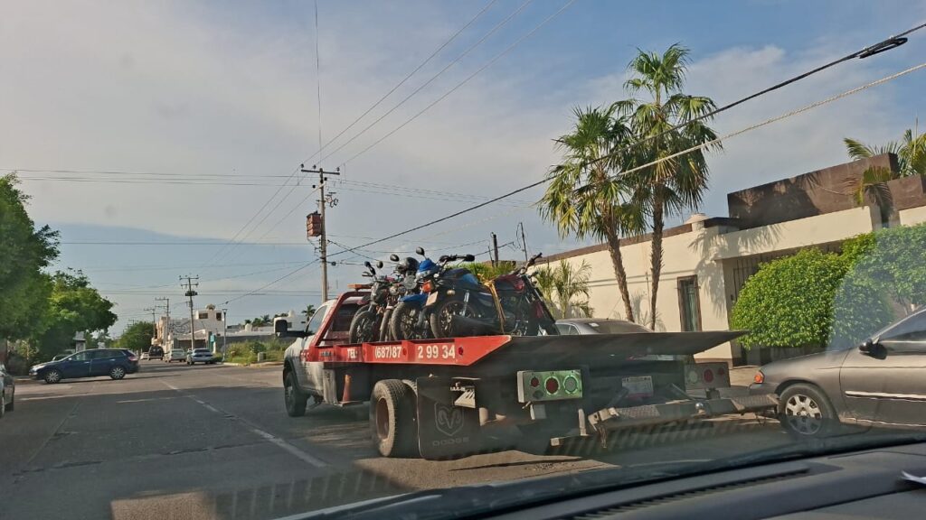 Decenas de motos se van corralón de Guasave