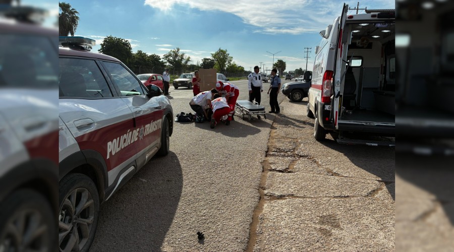 Paramédicos de Cruz Roja atendieron a los lesionados. Imágenes, cortesías.