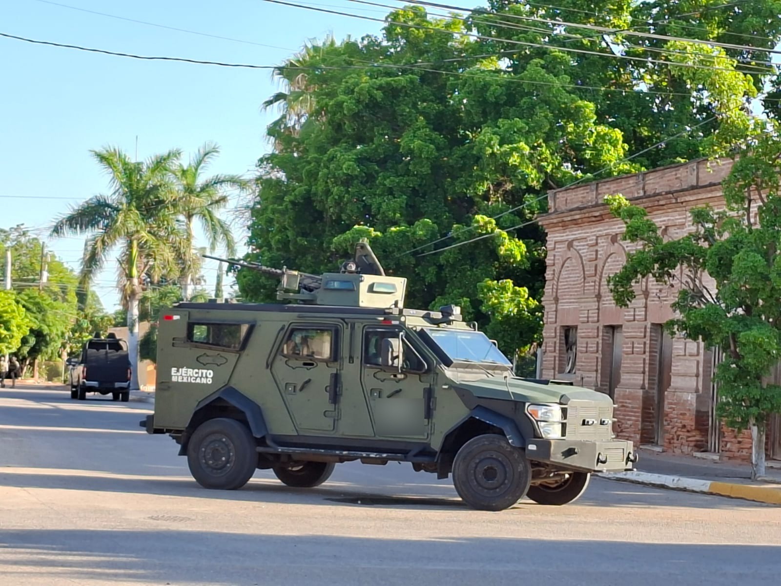 Militares