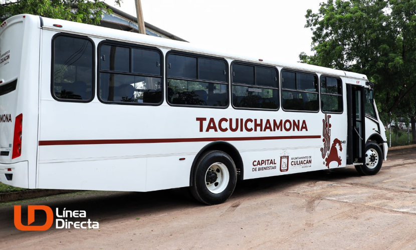 Autobús para el traslado de estudiantes entre las comunidades de la sindicatura Tacuichamona
