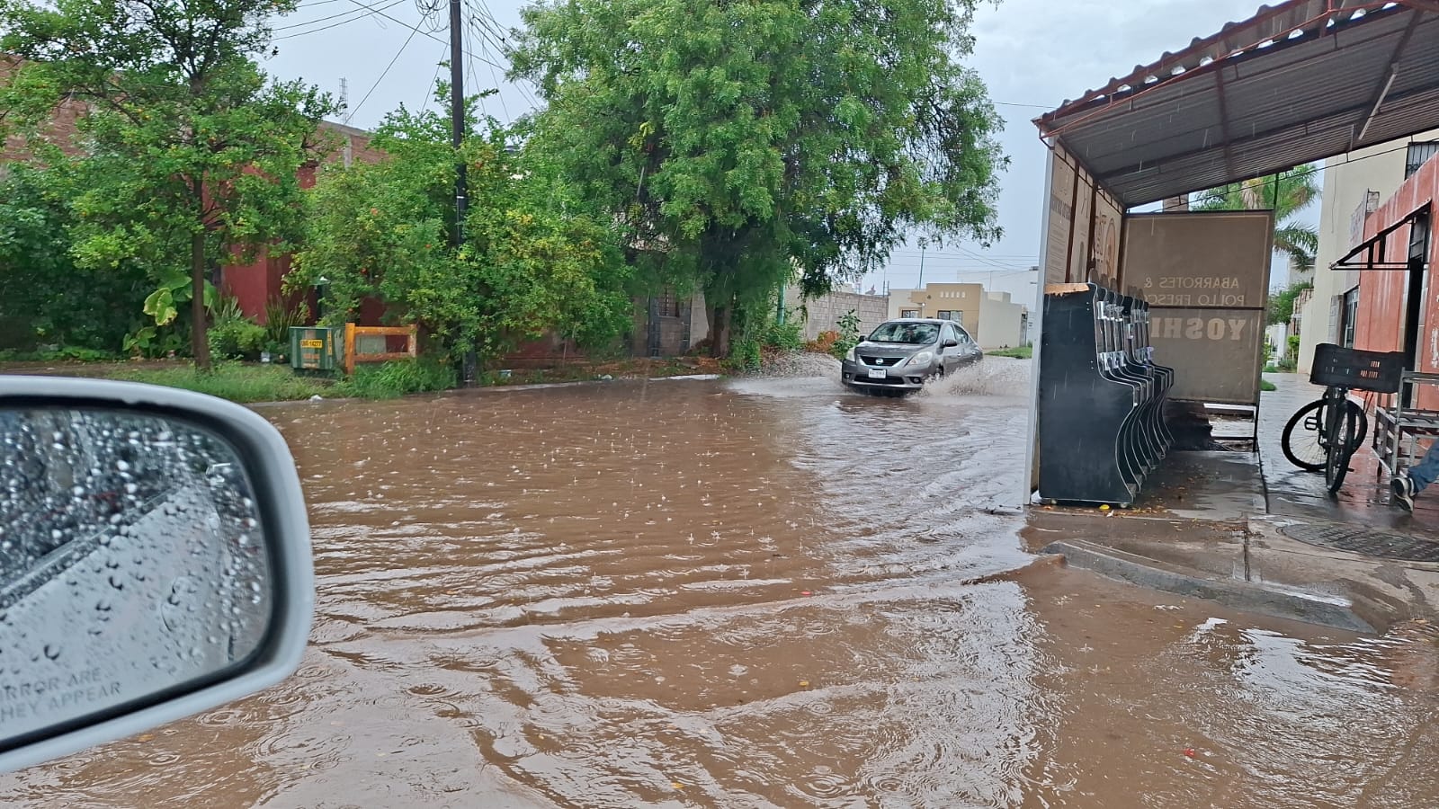 Encharcamientos en Guasave por lluvias