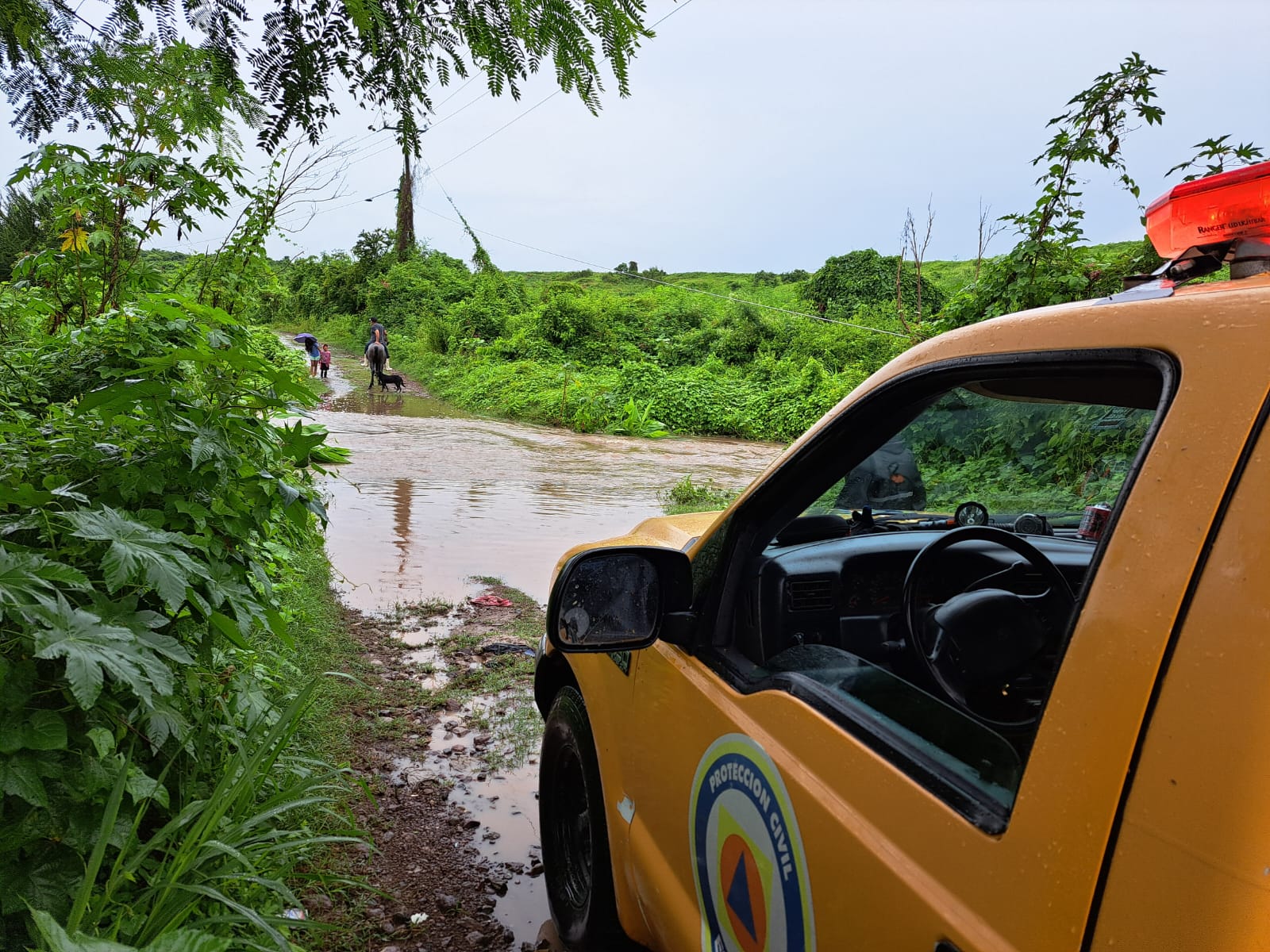 Desfogue de ríos de manera natural luego de lluvias en Escuinapa