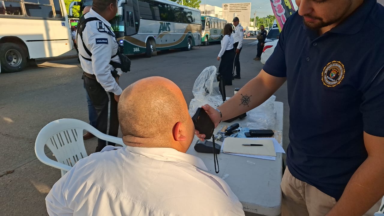 Llega el alcoholímetro a la central camionera