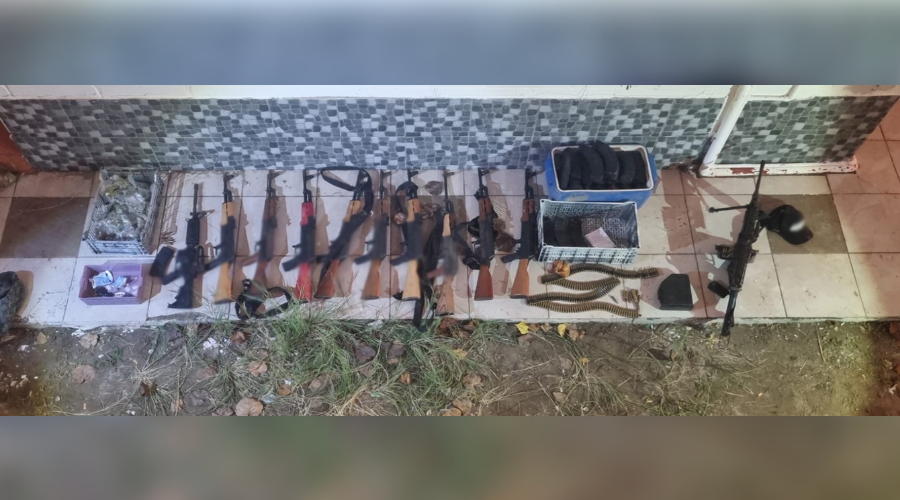 Armamento asegurado en Navolato.