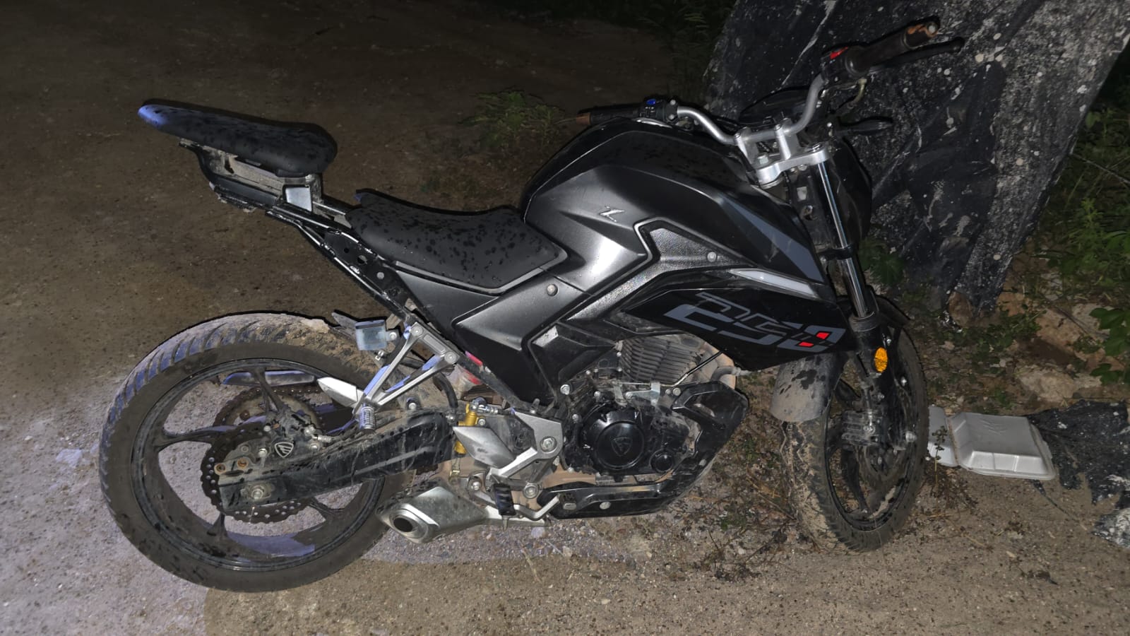 Policías recuperan motocicleta con reporte de robo