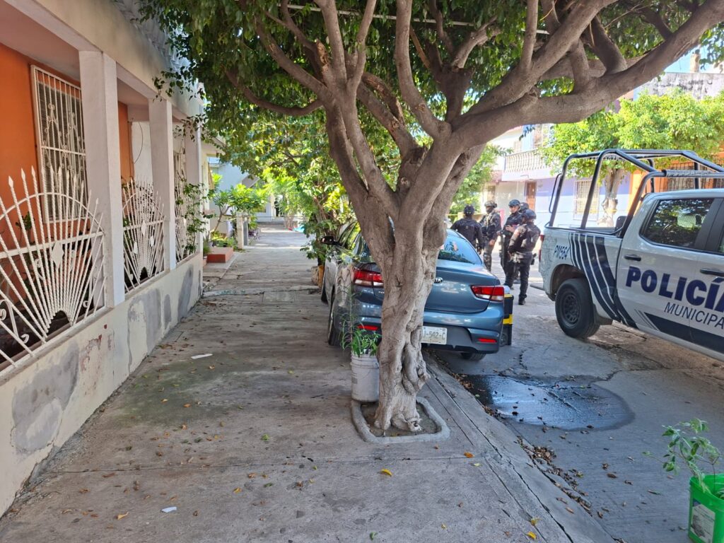 Asesinan a un hombre cuando iba llegando a un domicilio del Infonavit Playas en Mazatlán