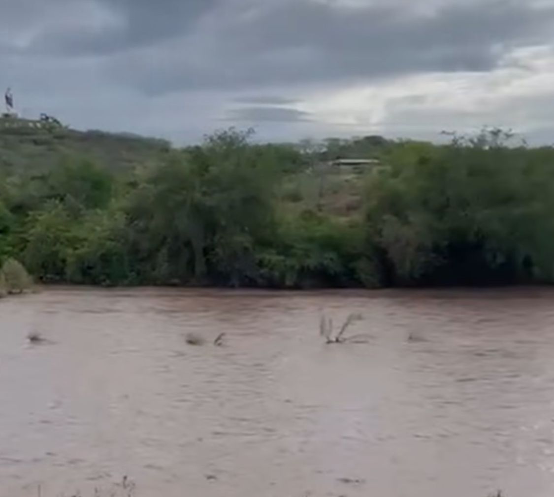 Casi a diario llueve en la sierra de Sinaloa municipio y sus presas rebasan el 55 % de almacenamiento