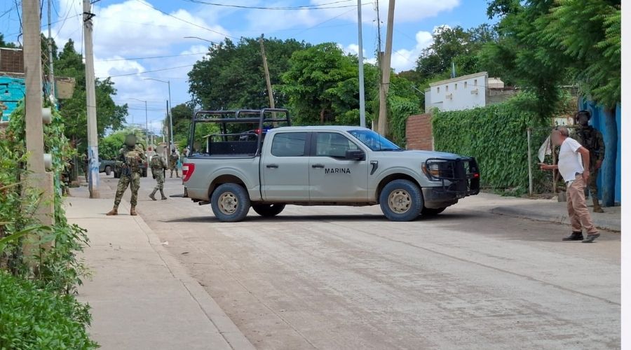 Conductor de camioneta es asesinado a balazos al sur de Culiacán
