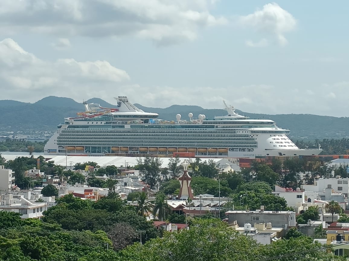 Crucero Navigator of the Seas en Mazatlán.