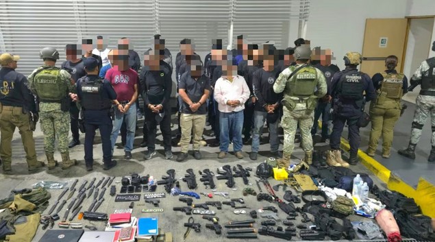Detienen a 38 integrantes de la iglesia La Luz del Mundo en Michoacán