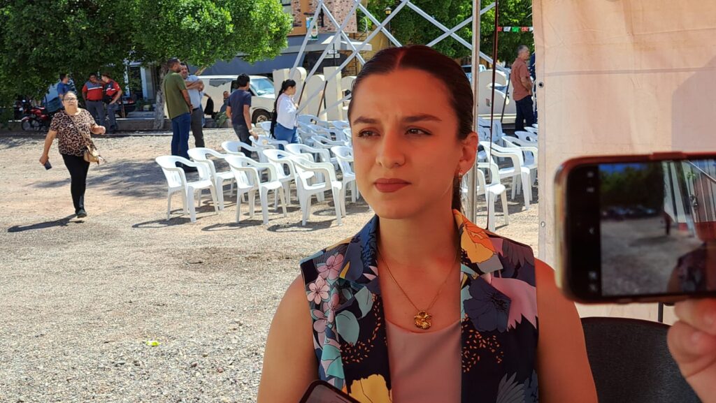 Directora del DIF municipal, Rosalinda Cruz Huitrón