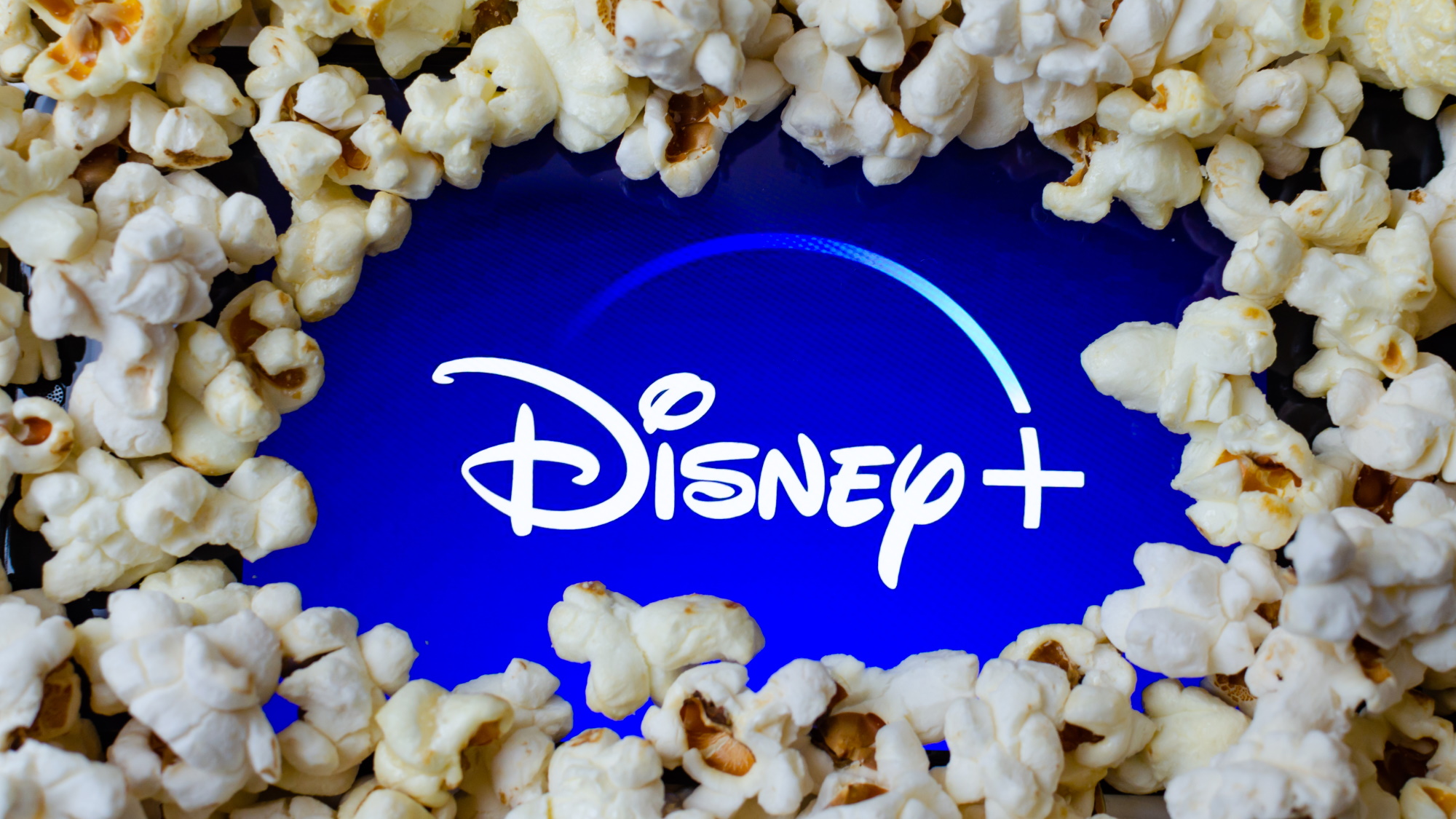 ¡Una secuela que revive la amenaza alienígena! Checa la película que no te puedes perder en Disney+