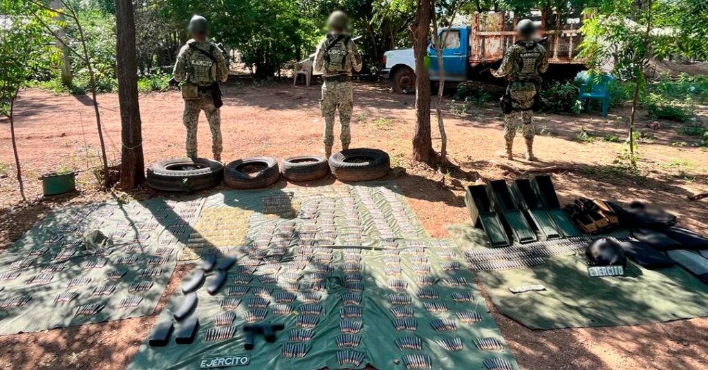 Ejército encuentra droga abandonada con un valor cercano a los 60 millones de pesos en Mocorito