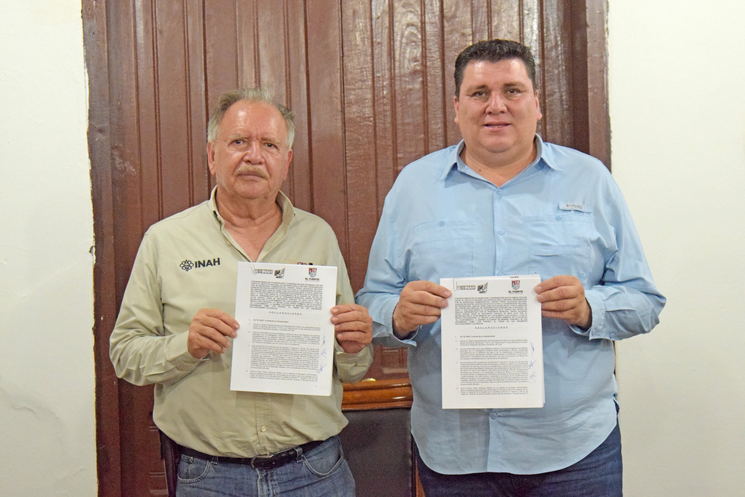 Firma de convenio entre el Ayuntamiento de El Fuerte y el INAH.