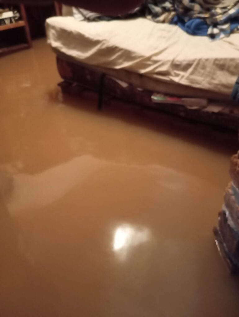 Familias de San Marcial no durmieron tras lluvias del 16 de septiembre