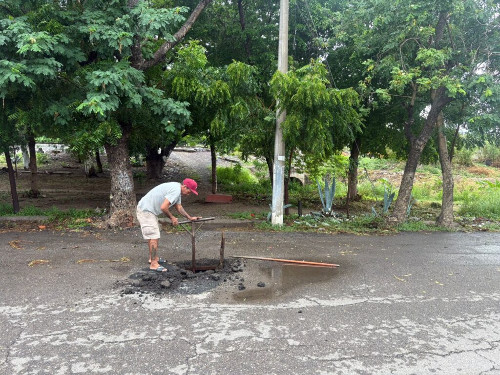 Fovissste Playa Azul se queda sin agua por creciente del arroyo Jabalíes en Mazatlán