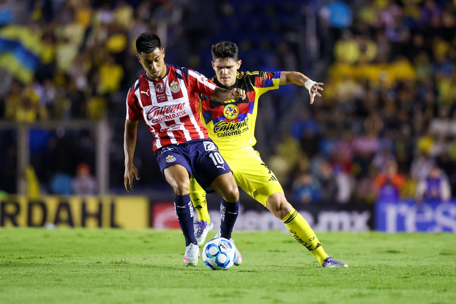 ¡Rompe las quinielas! Chivas se lleva la edición 261 del Clásico Nacional en la Liga MX