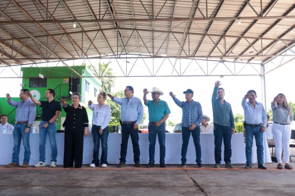 José Aurelio Urquijo Celis asume la dirigencia del Módulo de Riego Santa Rosa